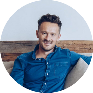 dr will cole circle headshot